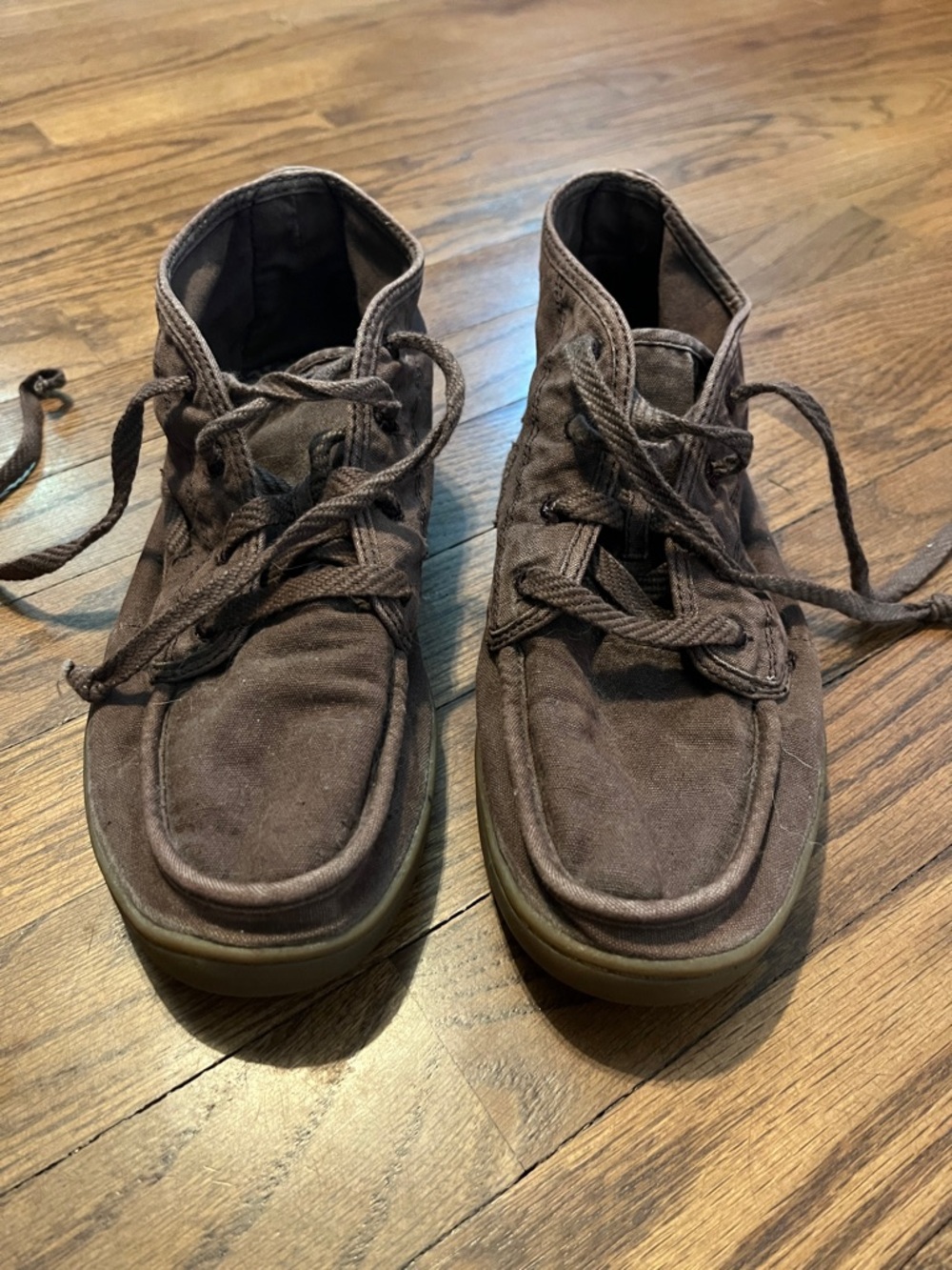 Sanuk Purple Canvas Chukka Lace up Highrise Shoes Women’s Size 8.5
